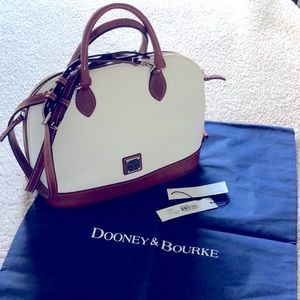 NWT Dooney & Bourke 2 in 1 satchel or shoulder bag